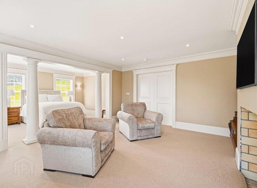 Rinneroon Bay House, Lough Corrib, Oughterard, H91WE2X