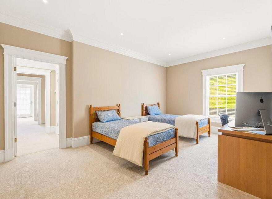 Rinneroon Bay House, Lough Corrib, Oughterard, H91WE2X