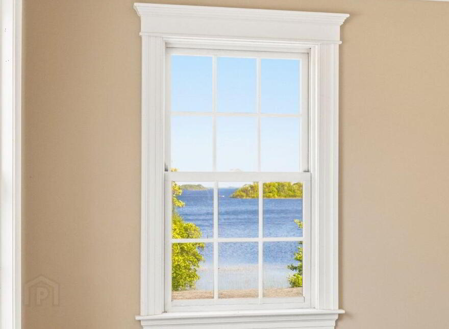 Rinneroon Bay House, Lough Corrib, Oughterard, H91WE2X