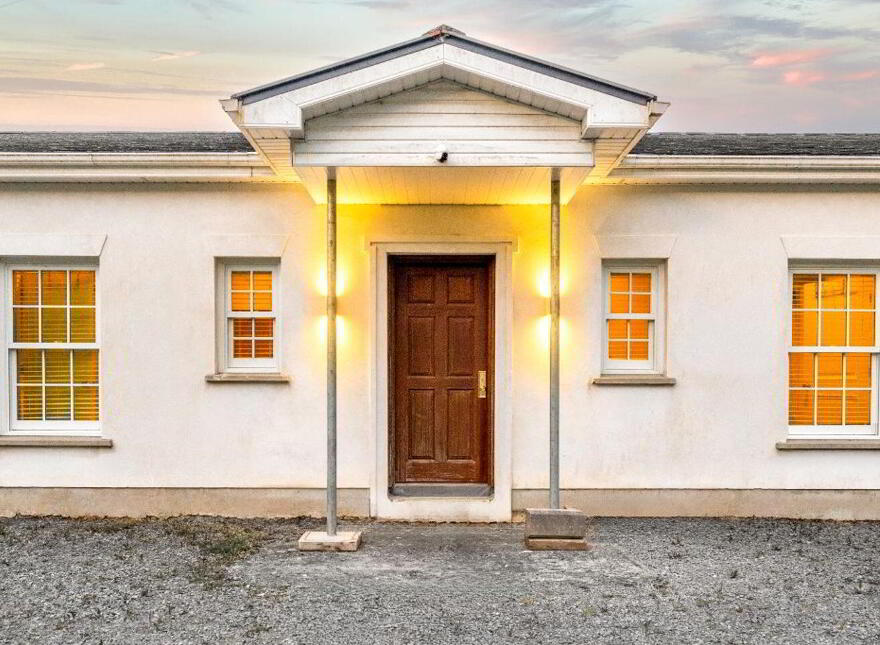 Rinneroon Bay House, Lough Corrib, Oughterard, H91WE2X