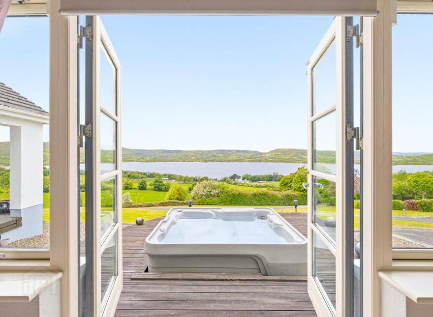 Winterwood, Derrycastle, Ballina, V94AY8R