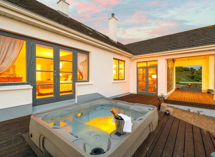 Winterwood, Derrycastle, Ballina, V94AY8R