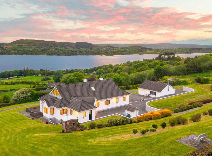 Winterwood, Derrycastle, Ballina, V94AY8R