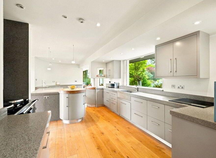Golden Bay, Clonbur, F12HY07
