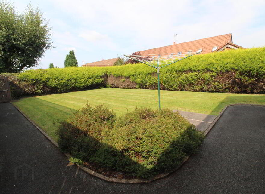 100 Tudor Park, Newtownabbey, BT36 4WL