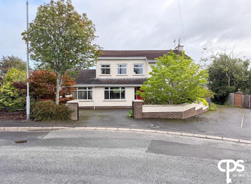 8 Mullinure Park, Armagh, BT61 9EJ