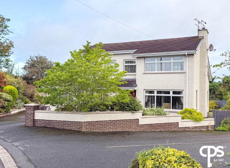 8 Mullinure Park, Armagh, BT61 9EJ