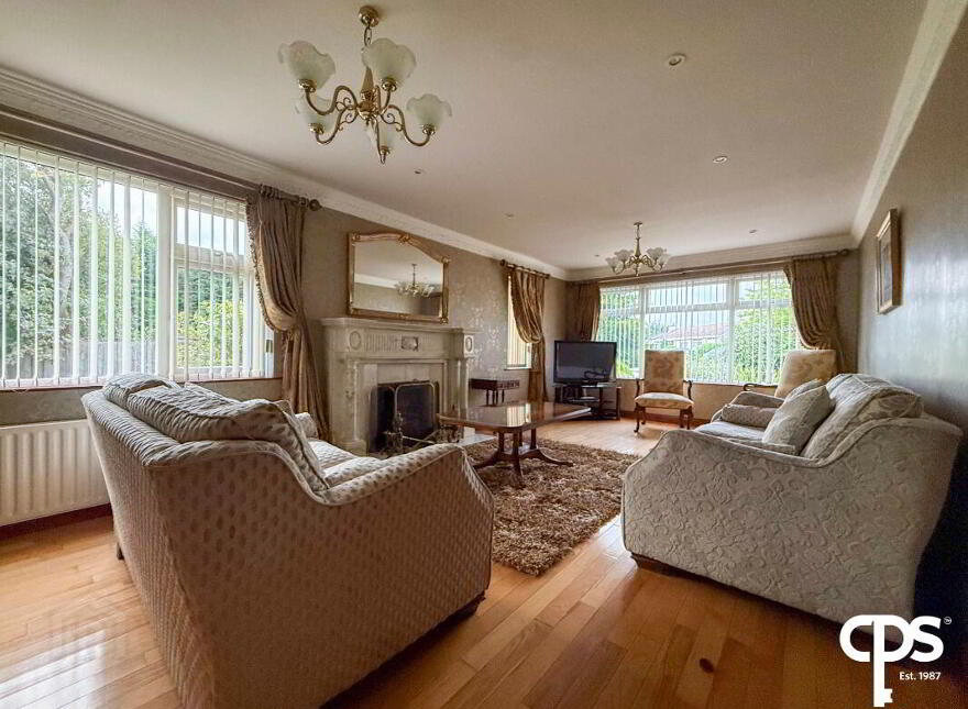 8 Mullinure Park, Armagh, BT61 9EJ