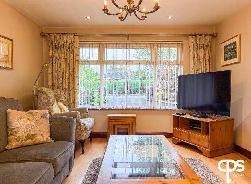 8 Mullinure Park, Armagh, BT61 9EJ