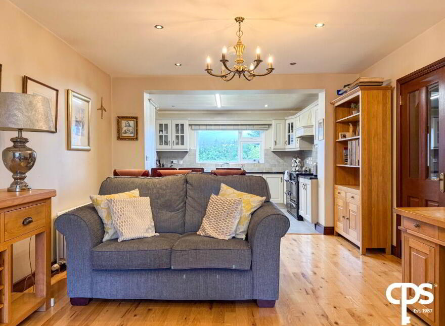 8 Mullinure Park, Armagh, BT61 9EJ