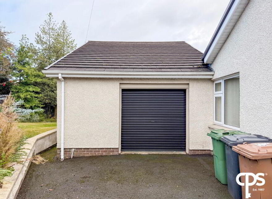 8 Mullinure Park, Armagh, BT61 9EJ