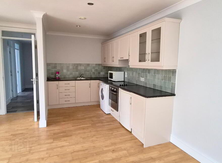 Apartment 20 The Plaza Central Park, Carrick-On-Shannon, N41HX58