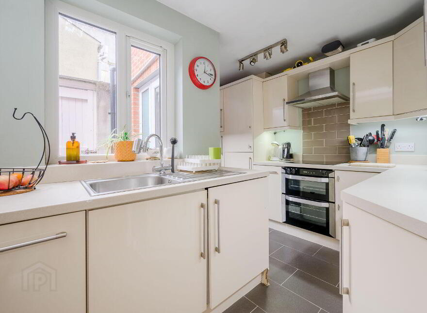 45 Glenbrook Avenue, Belfast, BT5 5JP