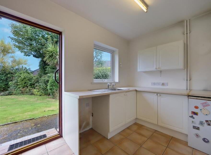 37 High Bangor Road, Donaghadee, BT21 0PB