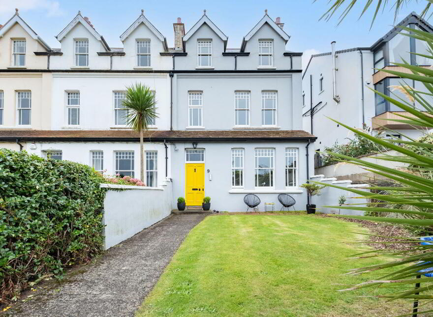 9B Dhu Varren Park, Portrush, BT56 8EL