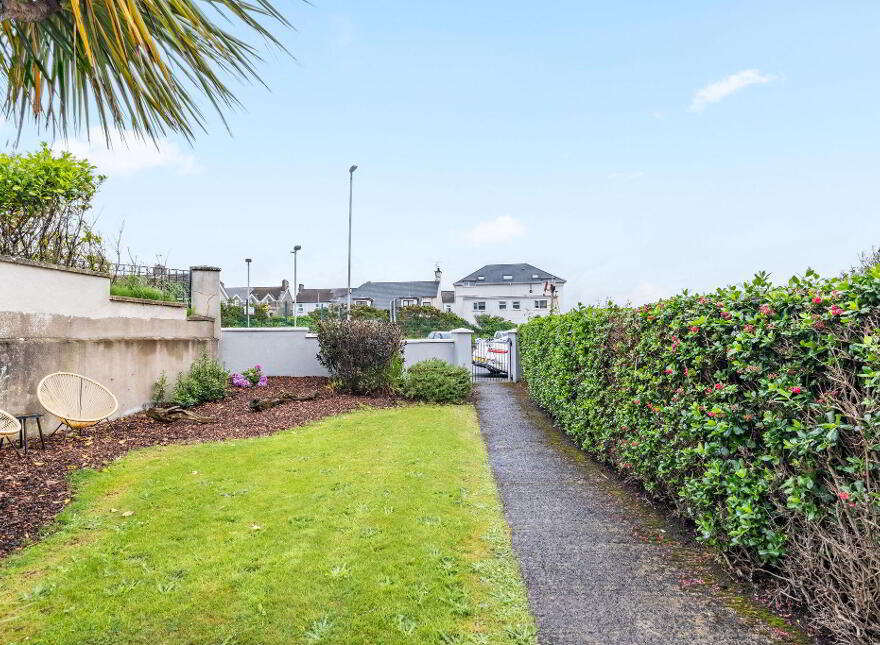 9B Dhu Varren Park, Portrush, BT56 8EL