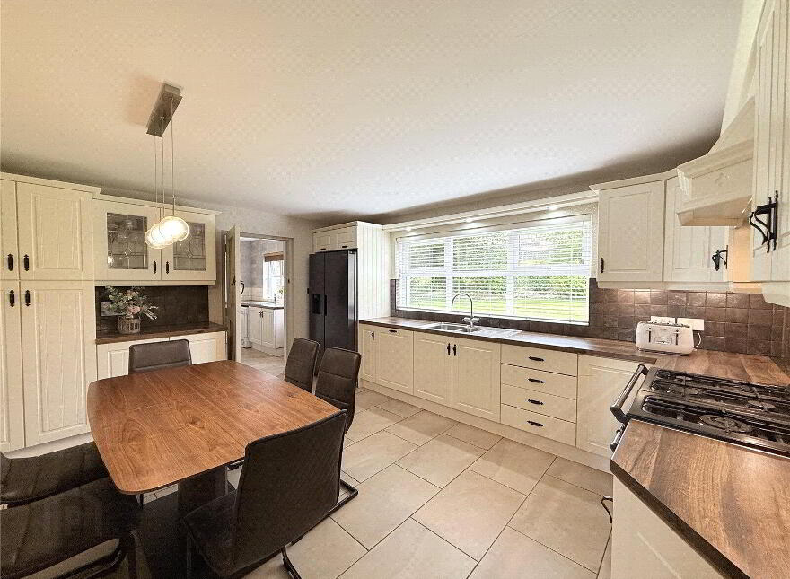 23 Carmagrim Road, Portglenone, BT44 8DE