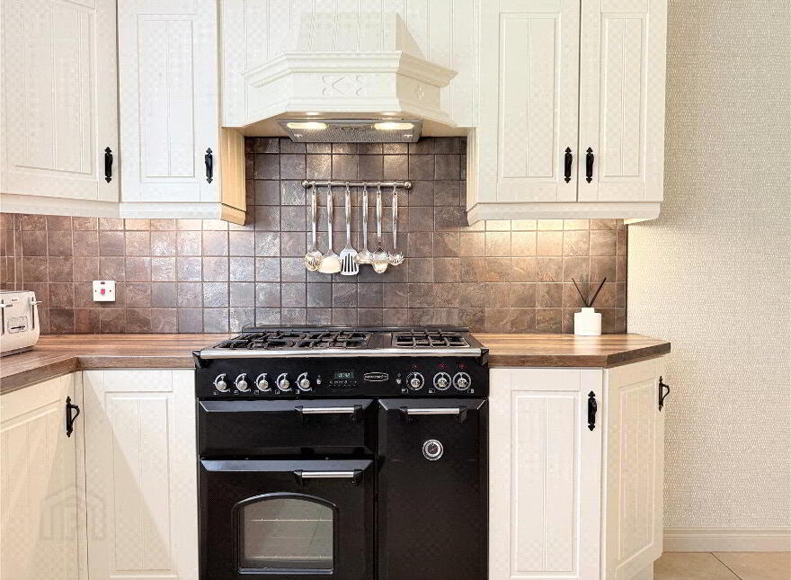 23 Carmagrim Road, Portglenone, BT44 8DE