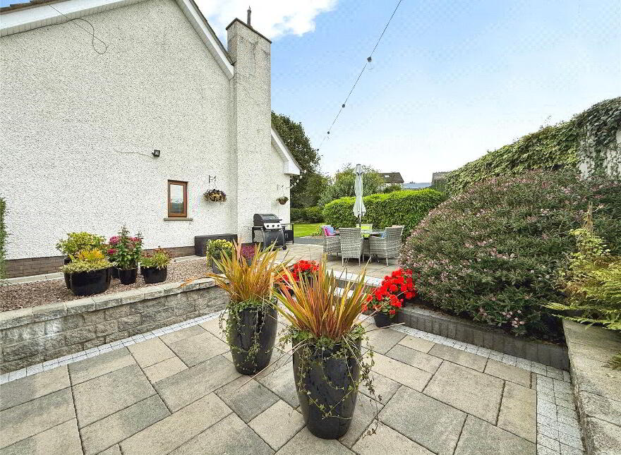 23 Carmagrim Road, Portglenone, BT44 8DE