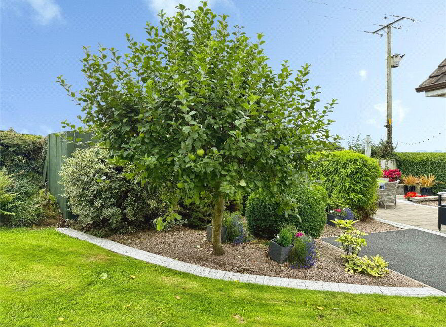 23 Carmagrim Road, Portglenone, BT44 8DE