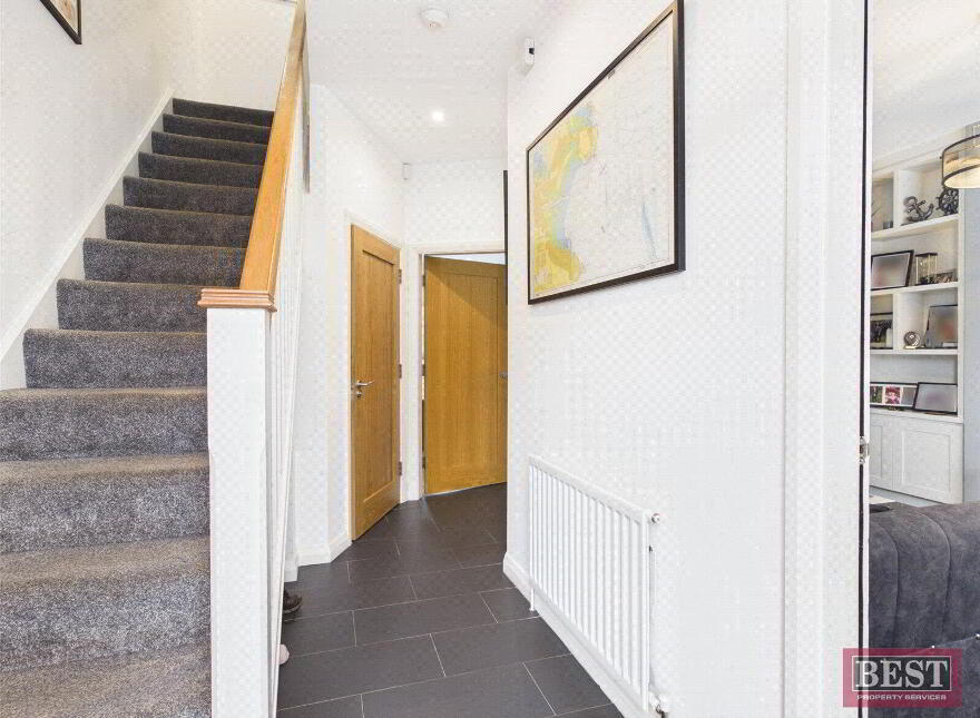 15 Belvedere Heights, Warrenpoint, Newry, BT34 3XZ
