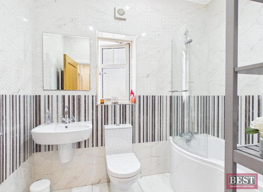 15 Belvedere Heights, Warrenpoint, Newry, BT34 3XZ