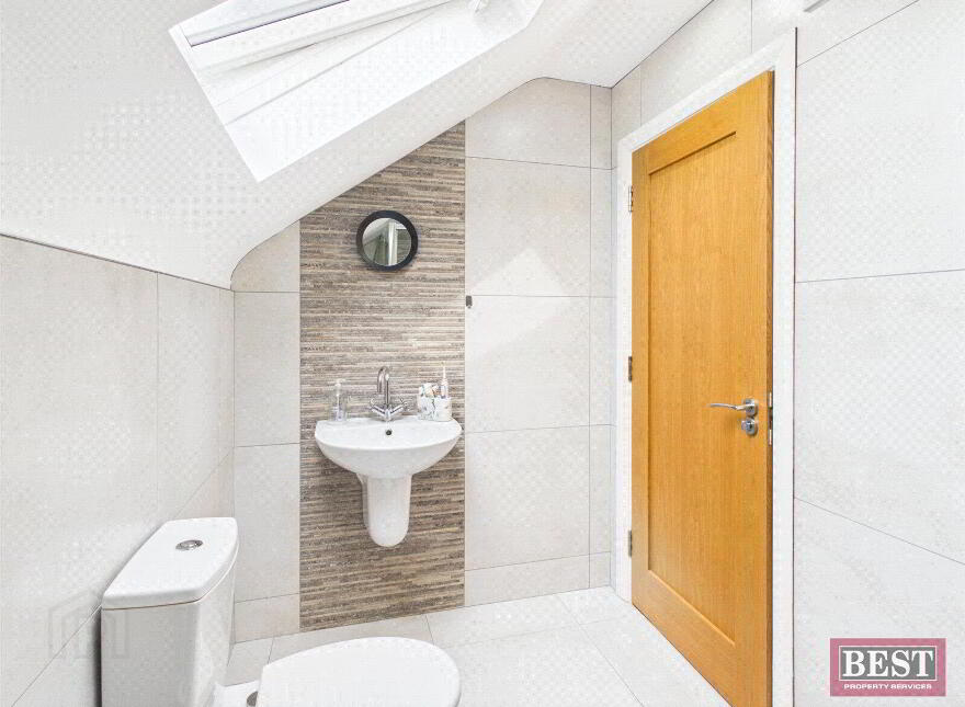 15 Belvedere Heights, Warrenpoint, Newry, BT34 3XZ
