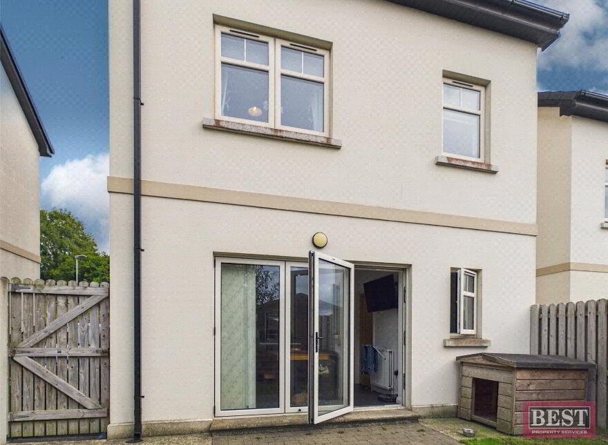 15 Belvedere Heights, Warrenpoint, Newry, BT34 3XZ