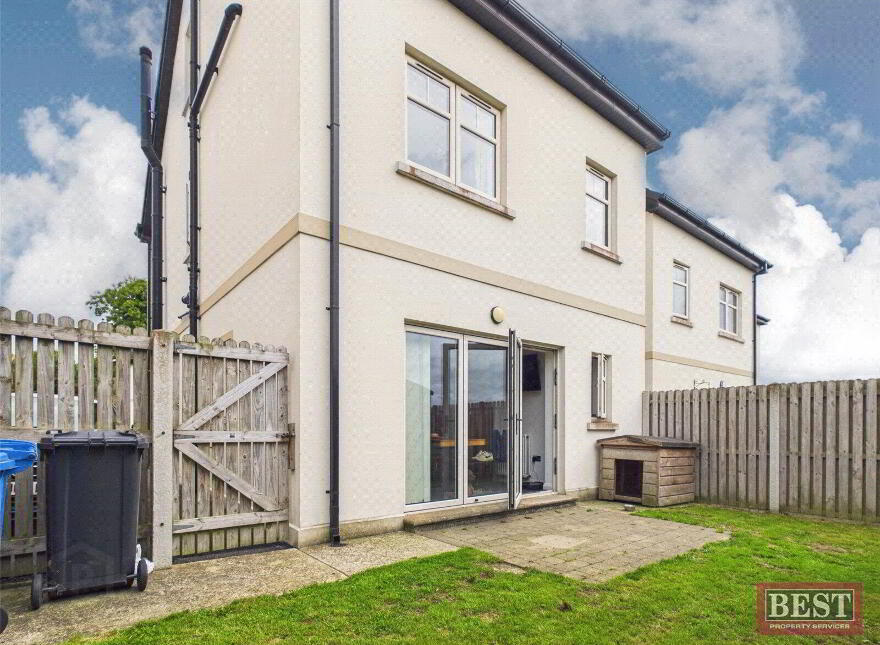 15 Belvedere Heights, Warrenpoint, Newry, BT34 3XZ