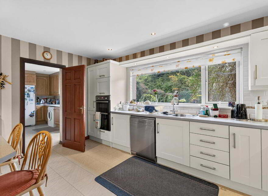 6 Vail, Donaghadee, BT21 0QL