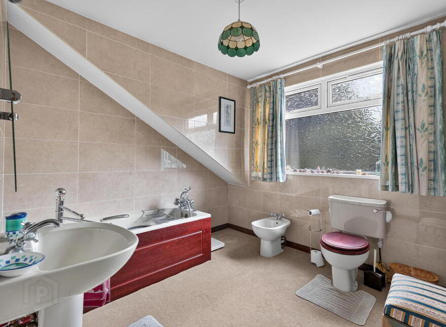 6 Vail, Donaghadee, BT21 0QL