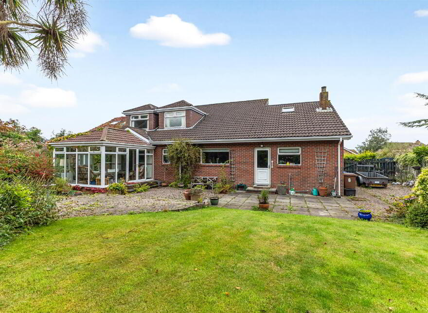 6 Vail, Donaghadee, BT21 0QL