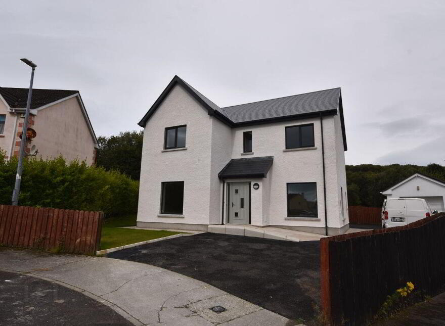46 Gleann Tain Manor, Carnamuggagh Upper, Letterkenny, F92VF5E photo