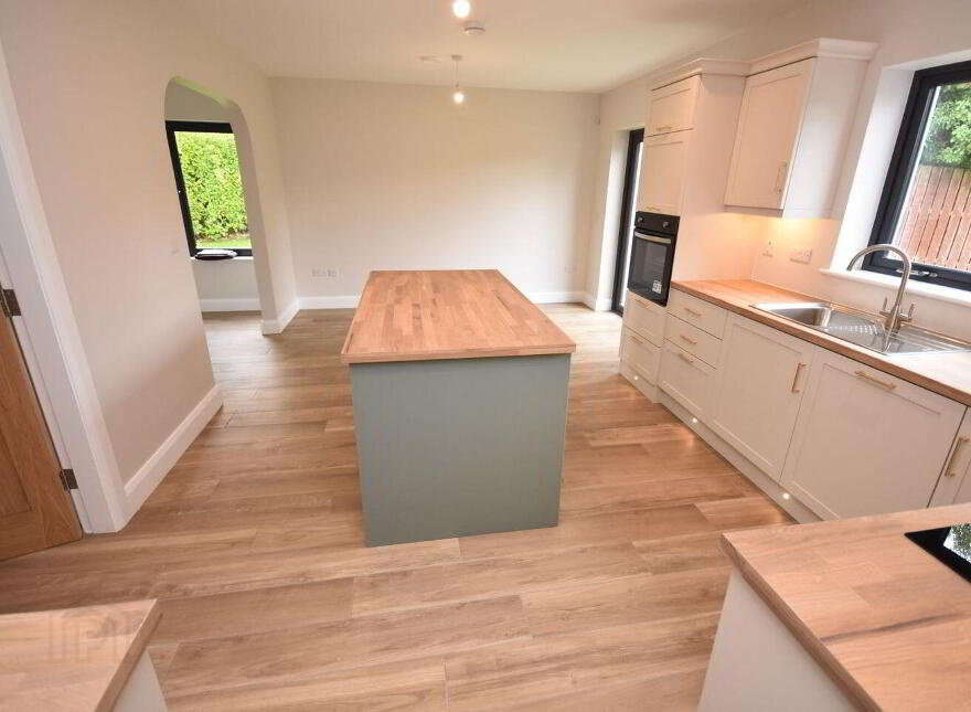 46 Gleann Tain Manor, Carnamuggagh Upper, Letterkenny, F92VF5E