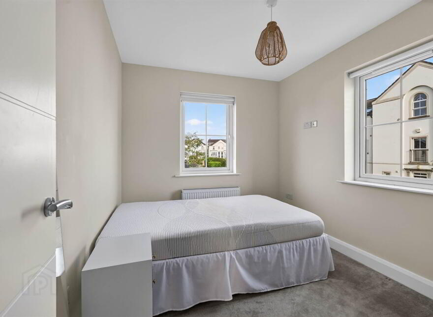 90 The Demesne, Carryduff, Belfast, BT8 8GU