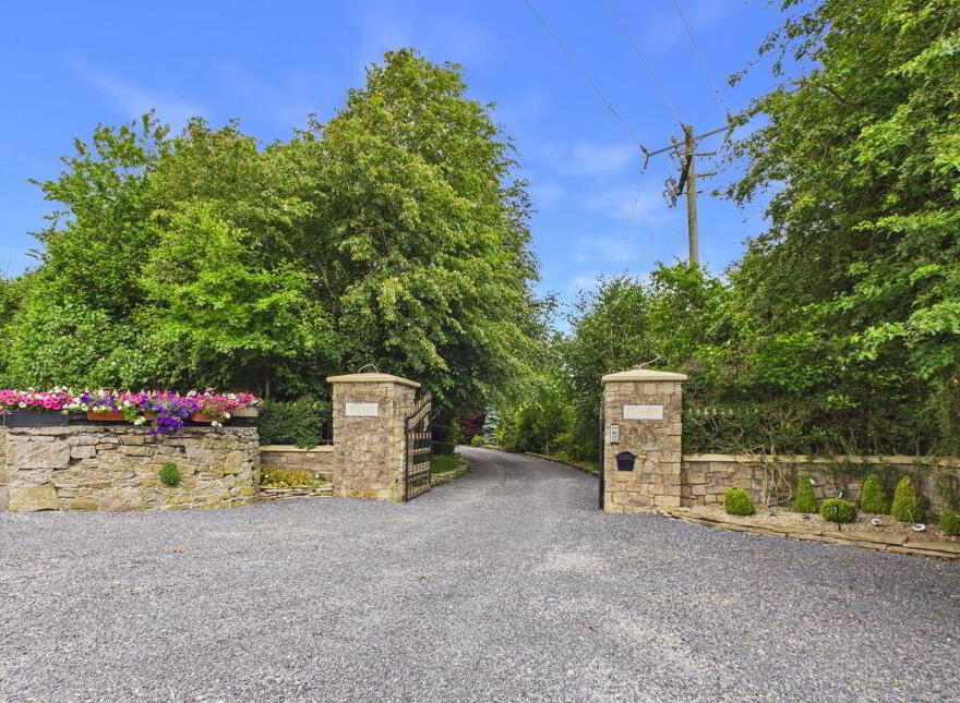 Rockbrook, Ballydavis, Ballydavis, R32CHF8