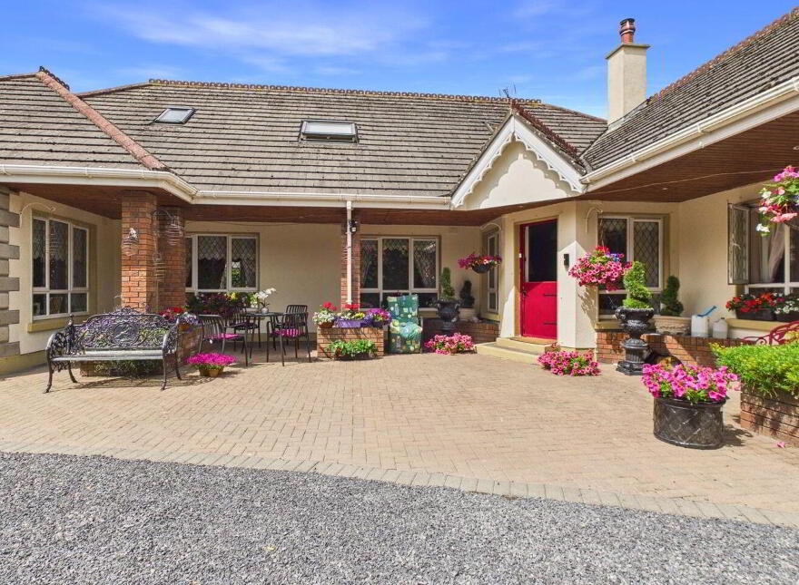 Rockbrook, Ballydavis, Ballydavis, R32CHF8
