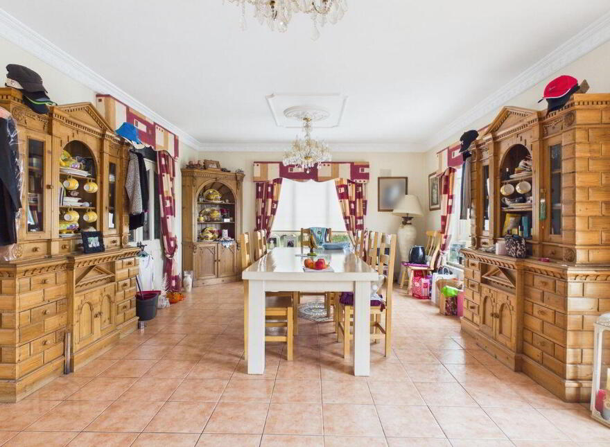 Rockbrook, Ballydavis, Ballydavis, R32CHF8