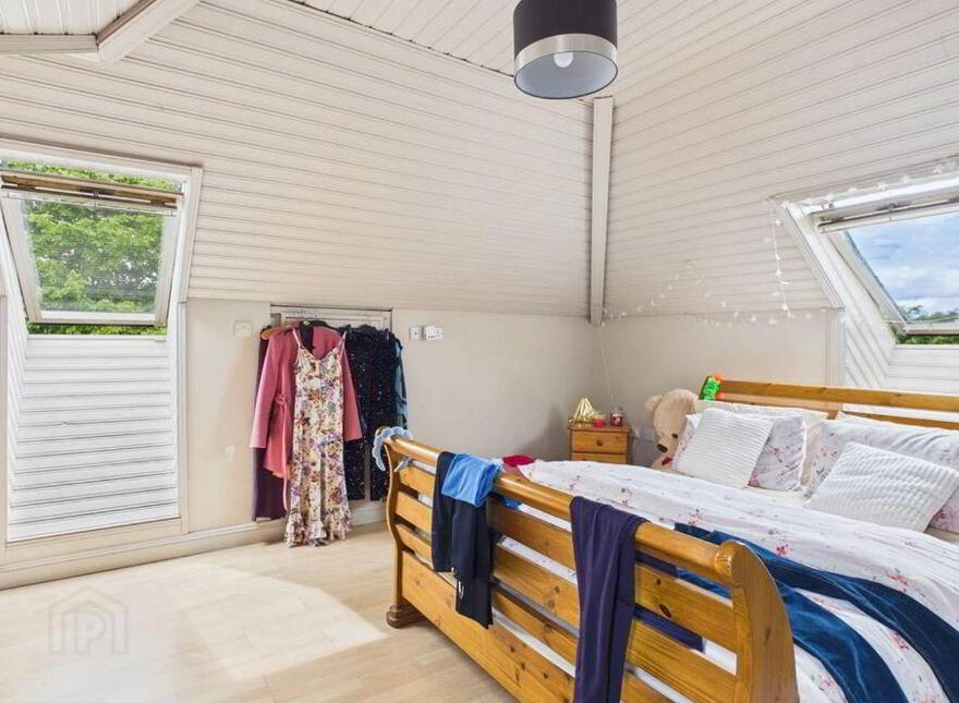 Rockbrook, Ballydavis, Ballydavis, R32CHF8