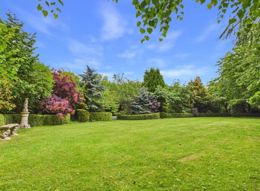 Rockbrook, Ballydavis, Ballydavis, R32CHF8
