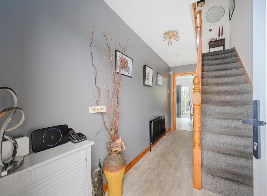 3 Church Hill, Holywood, BT18 9DS