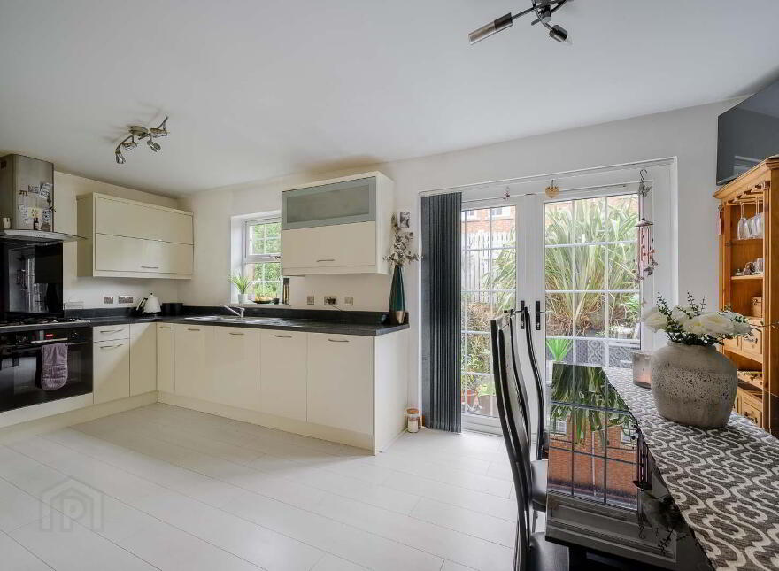 3 Church Hill, Holywood, BT18 9DS