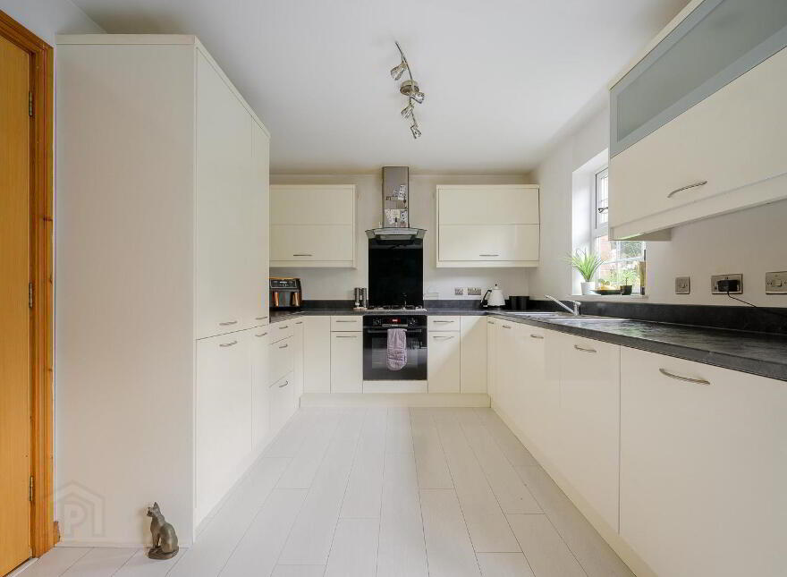 3 Church Hill, Holywood, BT18 9DS
