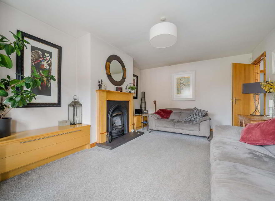 3 Church Hill, Holywood, BT18 9DS
