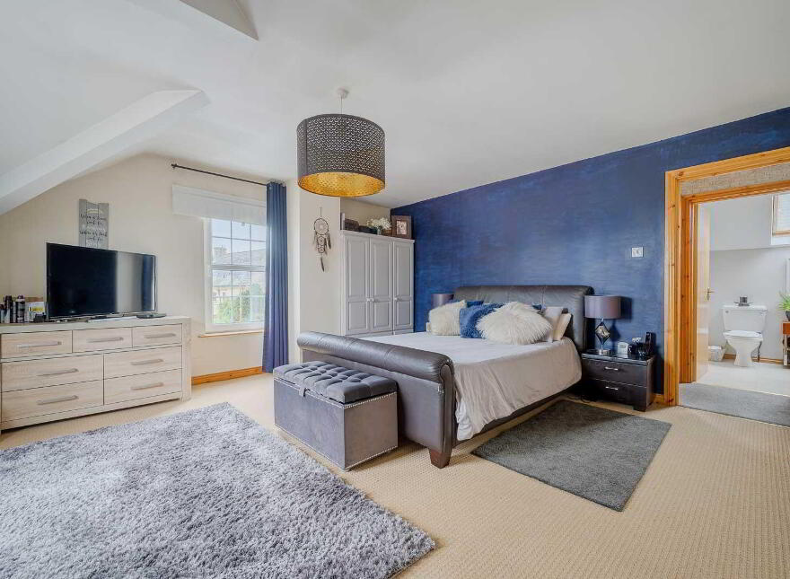 3 Church Hill, Holywood, BT18 9DS