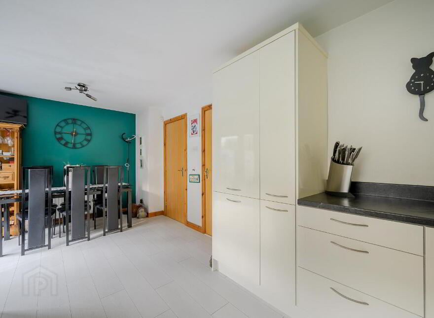 3 Church Hill, Holywood, BT18 9DS
