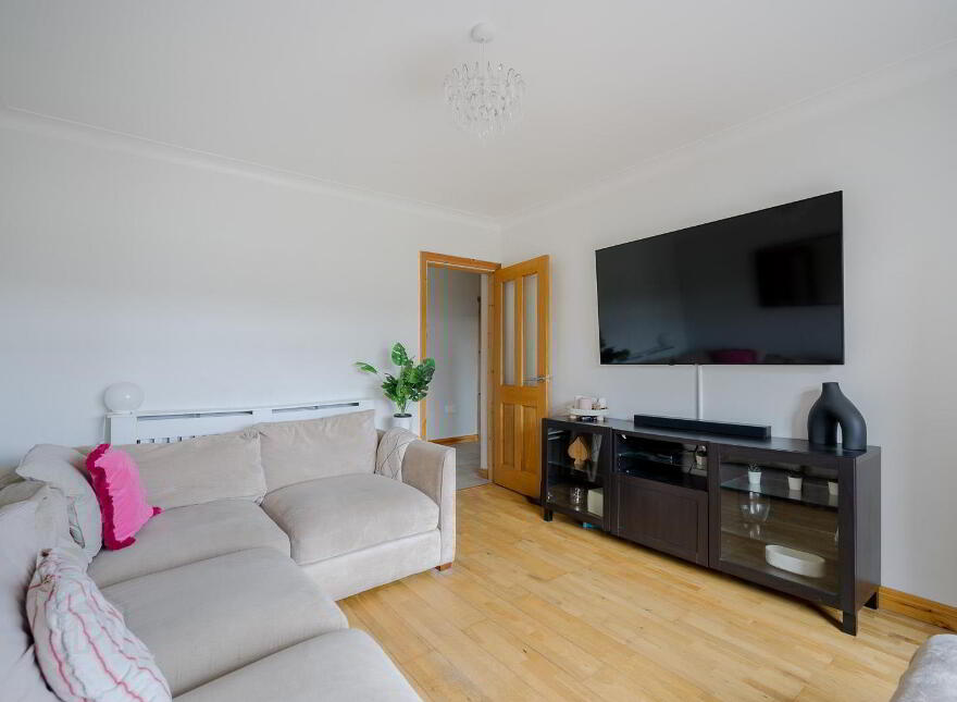 12 Marquis Avenue, Bangor, BT20 3HF