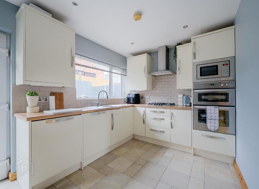 12 Marquis Avenue, Bangor, BT20 3HF
