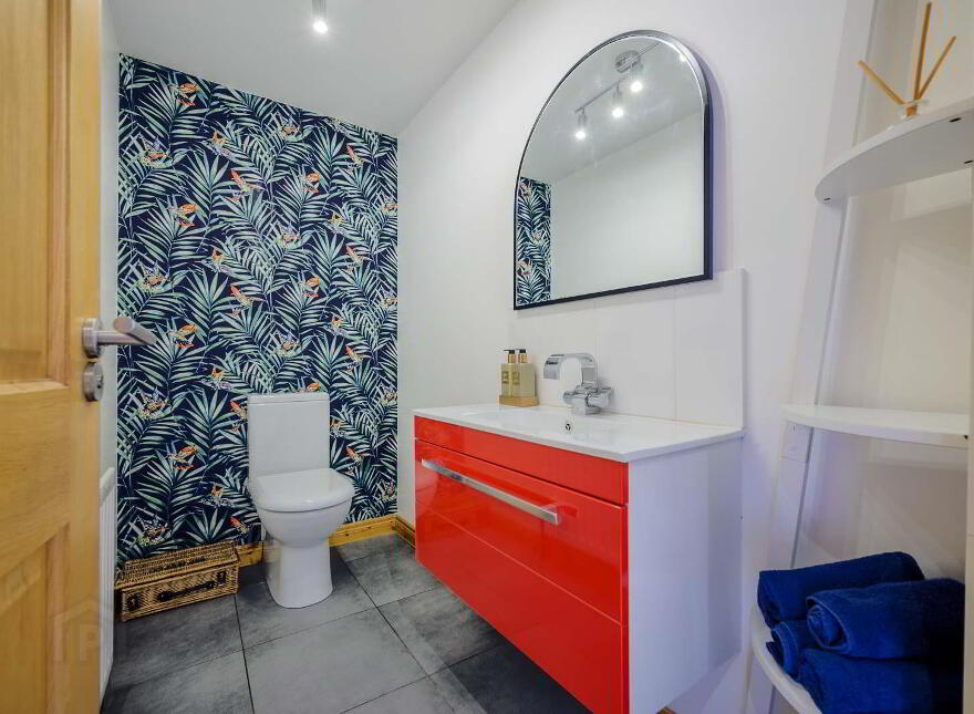 12 Marquis Avenue, Bangor, BT20 3HF
