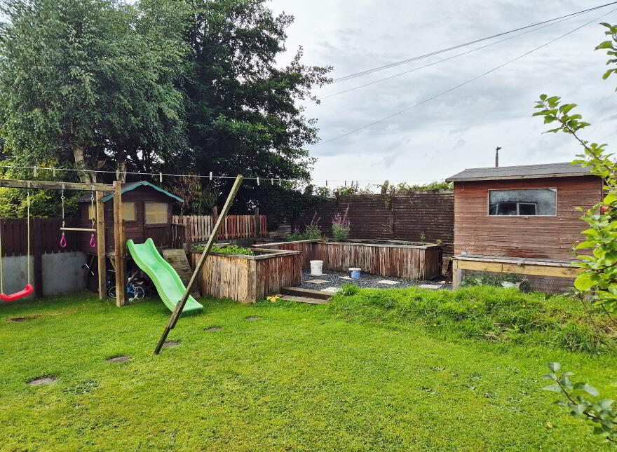 128 Ballycastle Road, Coleraine, BT52 2DZ